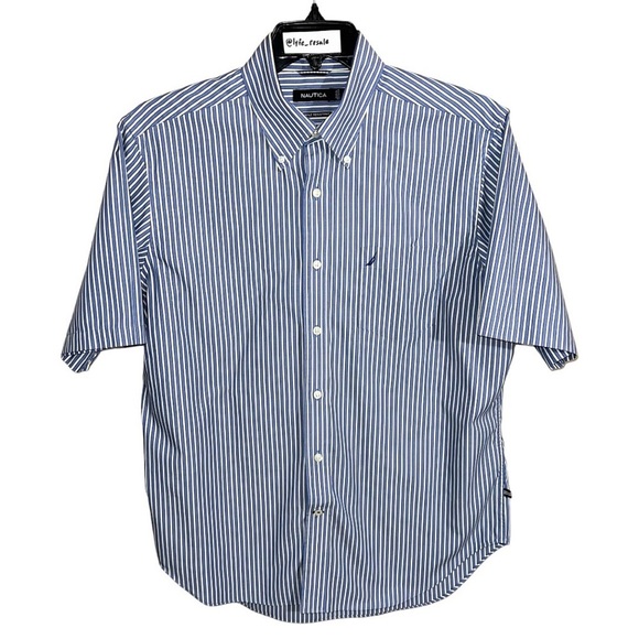 Nautica Shirt Men’s Size L Blue White Stripes Button Wrinkle Resistant - Picture 1 of 7